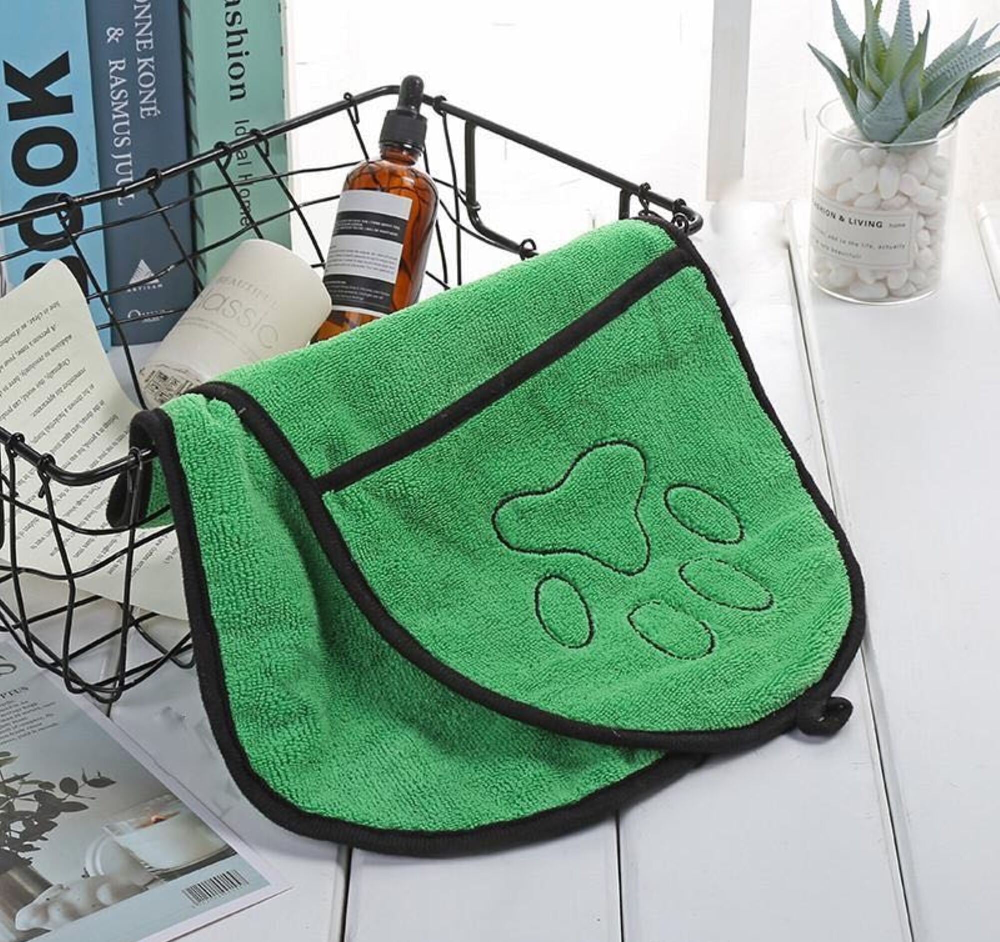 BeNat Pets. Dog Bath Towel Double Drop Pocket Design Pet Hair Dryers - Lazy Paper Club