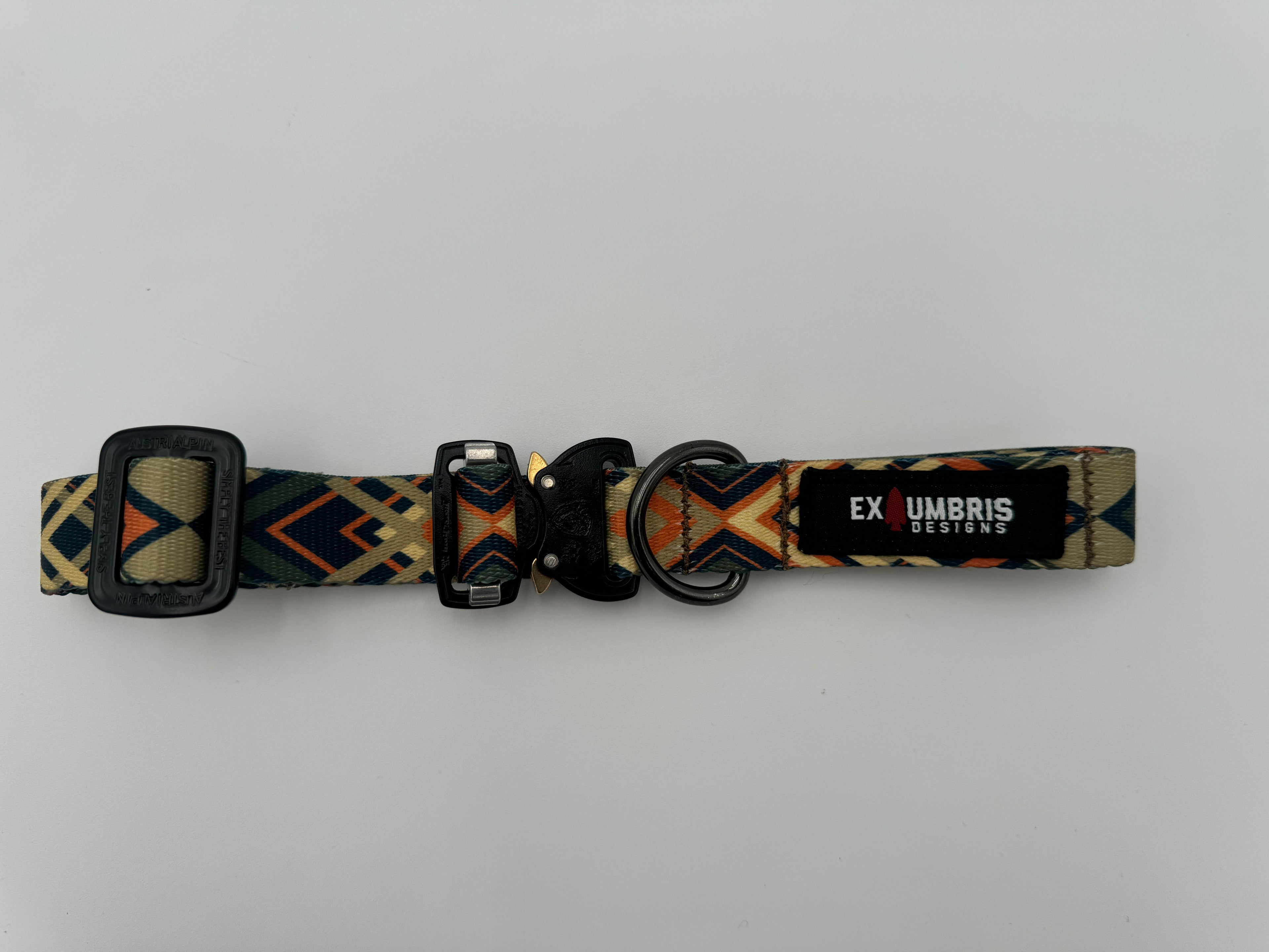 Cobra Buckle Dog Collar - Lazy Paper Club