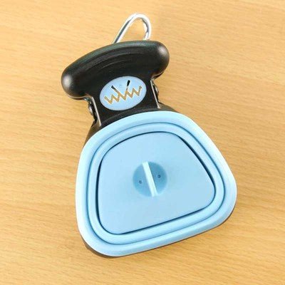 Dog Pet Travel Foldable Pooper Scooper With 1 Roll Decomposable bags Poop Scoop Clean Pick Up Excreta Cleaner Epacket Shipping 0 - Lazy Paper Club