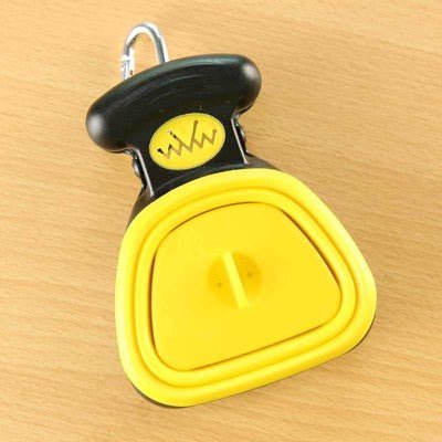 Dog Pet Travel Foldable Pooper Scooper With 1 Roll Decomposable bags Poop Scoop Clean Pick Up Excreta Cleaner Epacket Shipping 0 - Lazy Paper Club