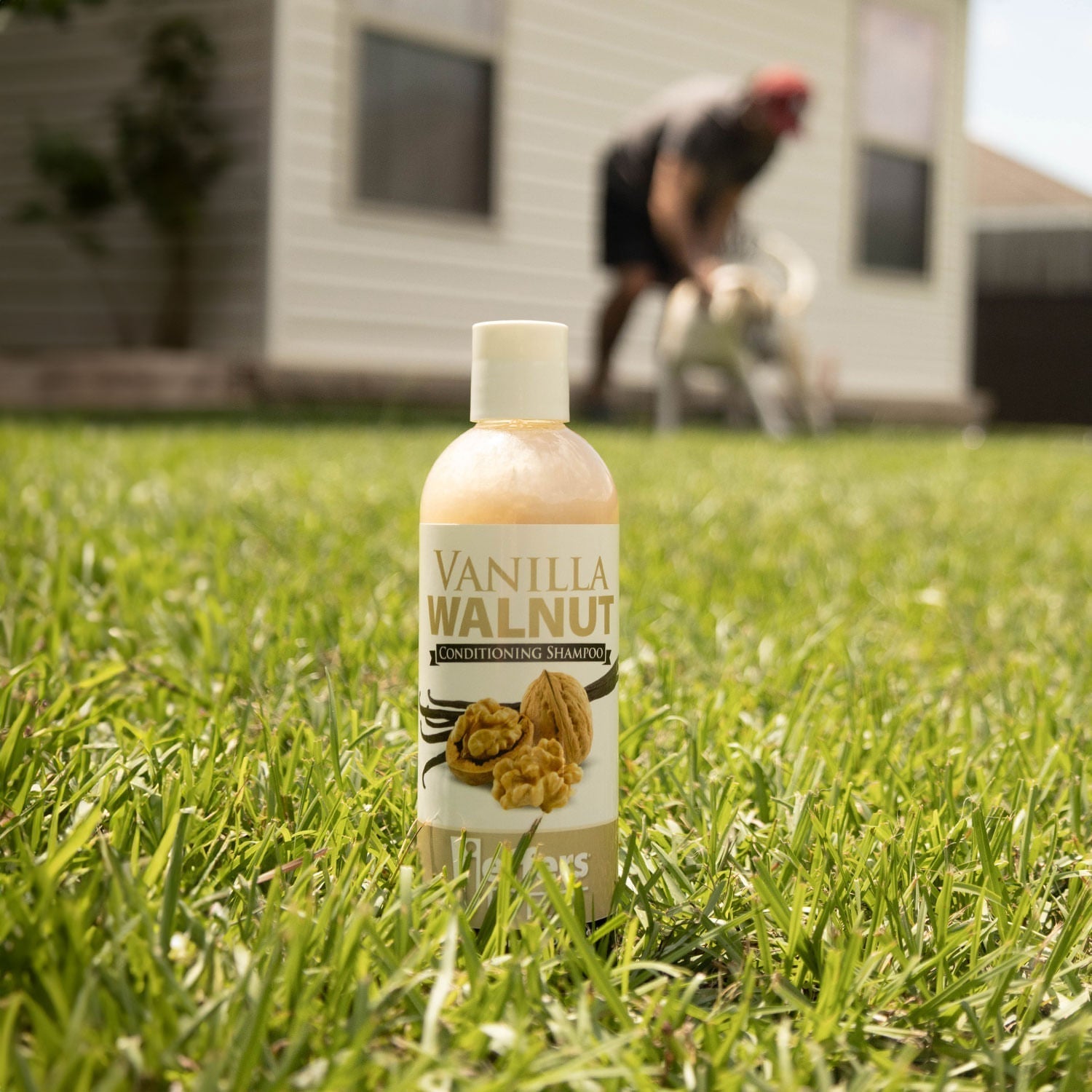 Jeffers Pet Vanilla Walnut Exfoliating Dog & Cat Conditioning Shampoo Animal & Pet Supplies > Pet Grooming > Pet Shampoo & Conditioner - Lazy Paper Club