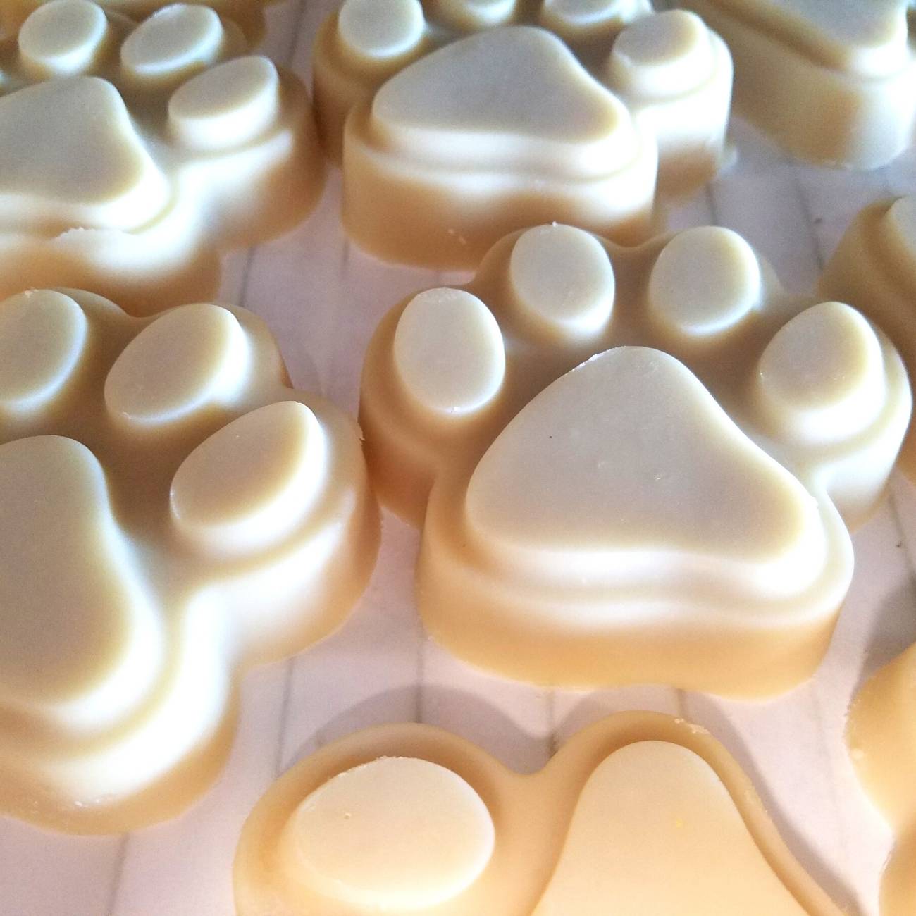 Natural Goat Milk Soap | Dog Shampoo Bar | Big Paw Goat Milk Soap - Lazy Paper Club