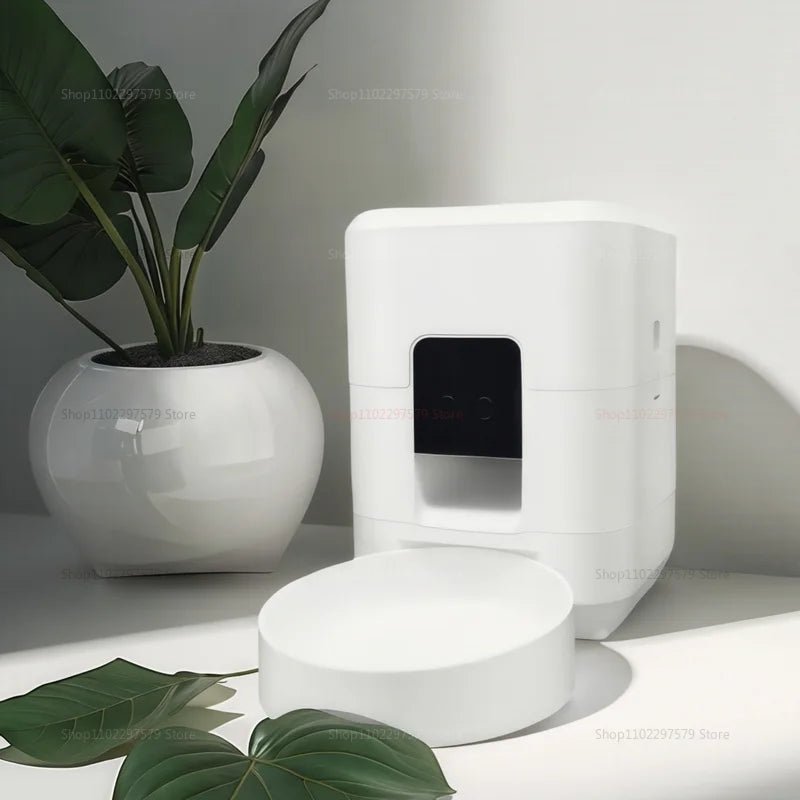 Smart Pet Feeder 2L Automatic Wifi Enabled Dry Food Dispenser for Cat Dog Home Use App Control Pet Supplies Auto Feeding System. - Lazy Paper Club